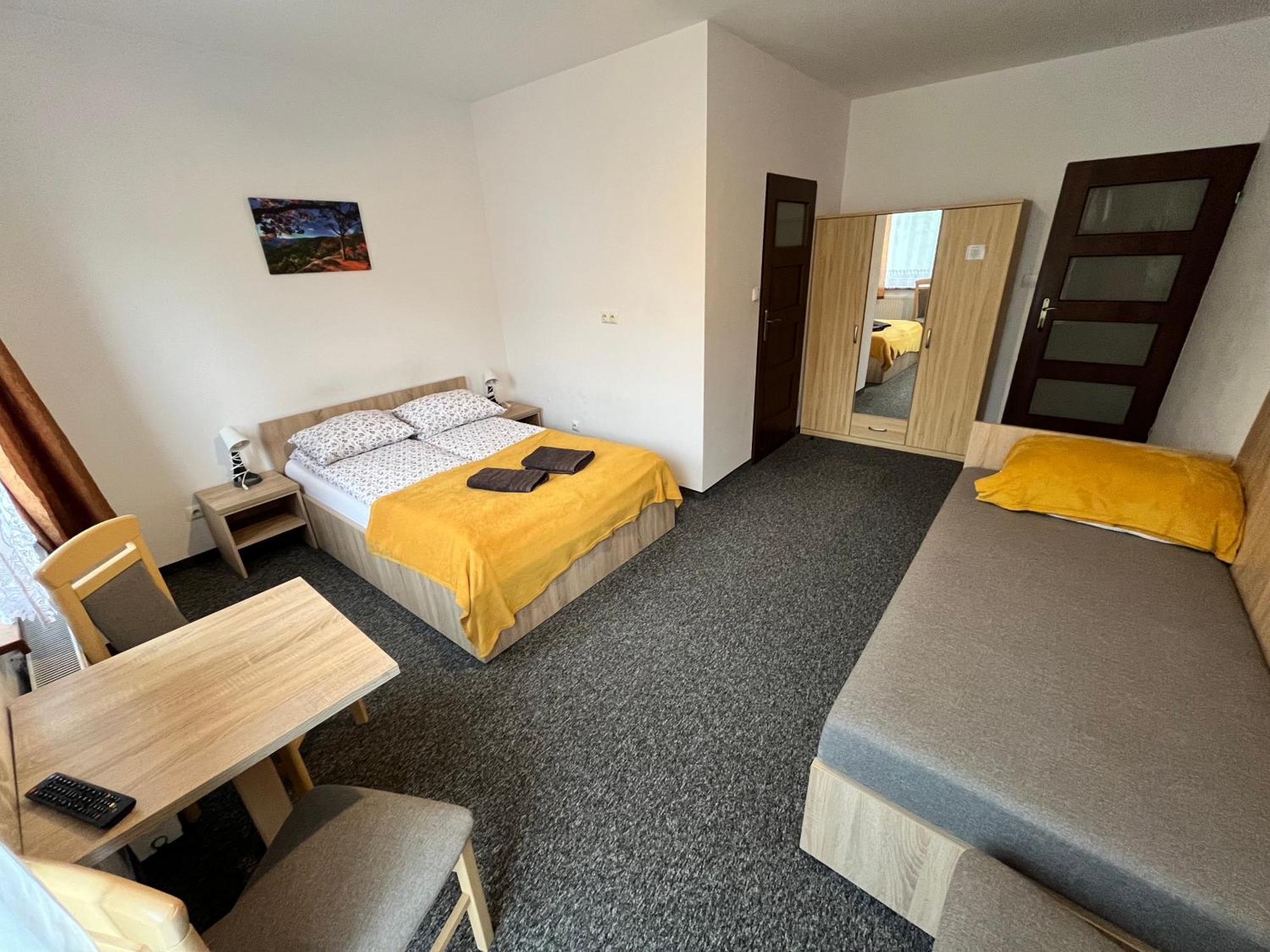 Centrum Noclegi Krynica-Zdrój Exteriör bild