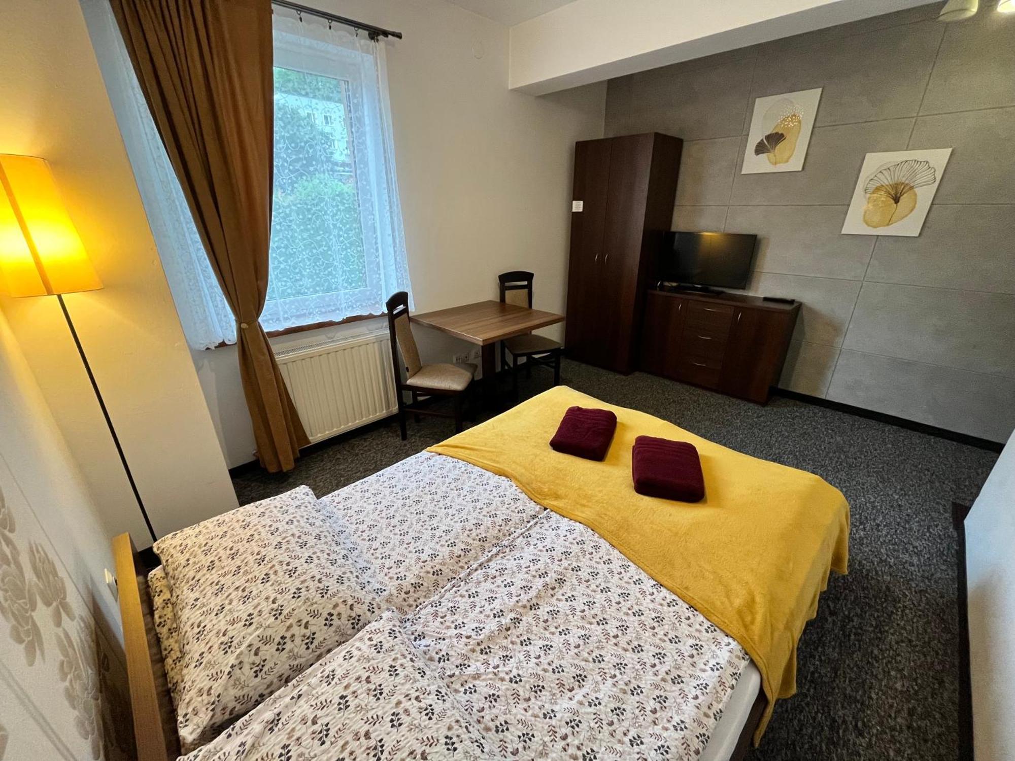 Centrum Noclegi Krynica-Zdrój Exteriör bild